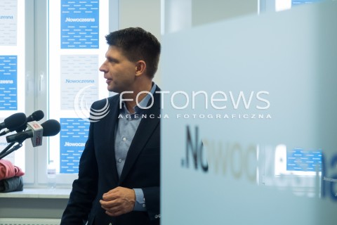  30.10.2015 WARSZAWA<br />BRIEFING PRASOWY RYSZARDA PETRU<br />N/Z RYSZARD PETRU <br /> 