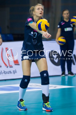  31.10.2015 RZESZOW<br />SIATKOWKA ORLEN LIGA 2015/2016 WOMEN VOLLEYBALL POLAND POLISH ORLENLIGA LEAGUE SEASON 2015/2016<br />MECZ DEVELOPRES SKYRES RZESZOW - TAURON MKS DABROWA GORNICZA <br />N/Z KAROLINA ROZYCKA SYLWETKA <br /> 