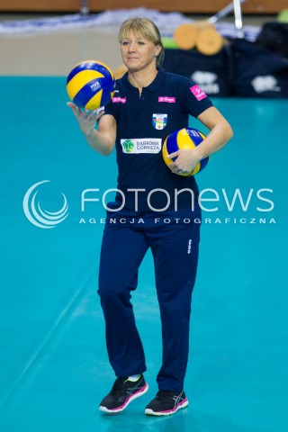  31.10.2015 RZESZOW<br />SIATKOWKA ORLEN LIGA 2015/2016 WOMEN VOLLEYBALL POLAND POLISH ORLENLIGA LEAGUE SEASON 2015/2016<br />MECZ DEVELOPRES SKYRES RZESZOW - TAURON MKS DABROWA GORNICZA <br />N/Z MAGDALENA SLIWA - II TRENER ( ASSISTANT COACH ) SYLWETKA <br /> 