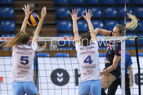  31.10.2015 RZESZOW<br />SIATKOWKA ORLEN LIGA 2015/2016 WOMEN VOLLEYBALL POLAND POLISH ORLENLIGA LEAGUE SEASON 2015/2016<br />MECZ DEVELOPRES SKYRES RZESZOW - TAURON MKS DABROWA GORNICZA <br />N/Z REBECCA PERRY <br /> 