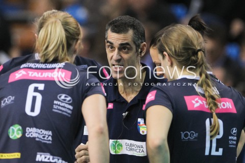  31.10.2015 RZESZOW<br />SIATKOWKA ORLEN LIGA 2015/2016 WOMEN VOLLEYBALL POLAND POLISH ORLENLIGA LEAGUE SEASON 2015/2016<br />MECZ DEVELOPRES SKYRES RZESZOW - TAURON MKS DABROWA GORNICZA <br />N/Z JUAN MANUEL SERRAMALERA - I TRENER ( HEAD COACH ) <br /> 