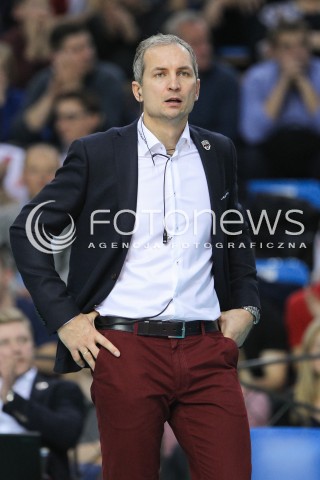  04.11.2015 RZESZOW POLAND<br />SIATKOWKA LIGA MISTRZOW <br />MEN CEV VOLLEYBALL CHAMPIONS LEAGUE 2015/2016<br />MATCH ASSECO RESOVIA - DRAGONS LUGANO <br />N/Z ANDRZEJ KOWAL - I TRENER ( HEAD COACH ) SYLWETKA <br /> 