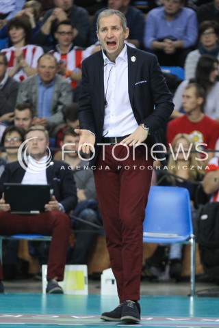  04.11.2015 RZESZOW POLAND<br />SIATKOWKA LIGA MISTRZOW <br />MEN CEV VOLLEYBALL CHAMPIONS LEAGUE 2015/2016<br />MATCH ASSECO RESOVIA - DRAGONS LUGANO <br />N/Z ANDRZEJ KOWAL - I TRENER ( HEAD COACH ) SYLWETKA ZLOS EMOCJE<br /> 