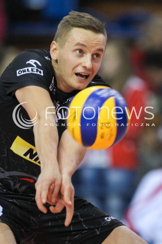  07.11.2015 RZESZOW<br />SIATKOWKA PLUSLIGA 2015/2016 MEN VOLLEYBALL POLAND POLISH PLUS LIGA LEAGUE SEASON 2015/2016<br />MECZ ASSECO RESOVIA RZESZOW - BBTS BIELSKO BIALA <br />N/Z DAMIAN WOJTASZEK SYLWETKA <br /> 