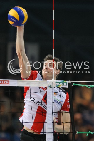  07.11.2015 RZESZOW<br />SIATKOWKA PLUSLIGA 2015/2016 MEN VOLLEYBALL POLAND POLISH PLUS LIGA LEAGUE SEASON 2015/2016<br />MECZ ASSECO RESOVIA RZESZOW - BBTS BIELSKO BIALA <br />N/Z JOCHEN SCHOPS SYLWETKA ATAK<br /> 