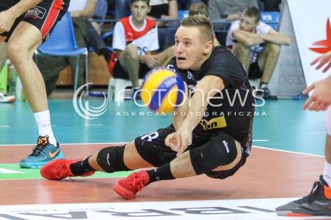  07.11.2015 RZESZOW<br />SIATKOWKA PLUSLIGA 2015/2016 MEN VOLLEYBALL POLAND POLISH PLUS LIGA LEAGUE SEASON 2015/2016<br />MECZ ASSECO RESOVIA RZESZOW - BBTS BIELSKO BIALA <br />N/Z DAMIAN WOJTASZEK SYLWETKA <br /> 