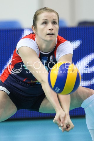  09.11.2015 RZESZOW<br />SIATKOWKA ORLEN LIGA 2015/2016 WOMEN VOLLEYBALL POLAND POLISH ORLENLIGA LEAGUE SEASON 2015/2016<br />MECZ DEVELOPRES SKYRES RZESZOW - BUDOWLANI LODZ<br />N/Z HEIKE BEIER SYLWETKA <br /> 