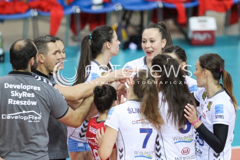  09.11.2015 RZESZOW<br />SIATKOWKA ORLEN LIGA 2015/2016 WOMEN VOLLEYBALL POLAND POLISH ORLENLIGA LEAGUE SEASON 2015/2016<br />MECZ DEVELOPRES SKYRES RZESZOW - BUDOWLANI LODZ<br />N/Z SIATKARKI DEVELOPRES SKYRES RZESZOW ALEKSANDRA WANCZYK RADOSC<br /> 
