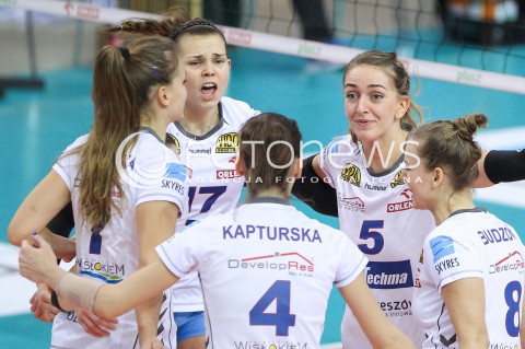 09.11.2015 RZESZOW<br />SIATKOWKA ORLEN LIGA 2015/2016 WOMEN VOLLEYBALL POLAND POLISH ORLENLIGA LEAGUE SEASON 2015/2016<br />MECZ DEVELOPRES SKYRES RZESZOW - BUDOWLANI LODZ<br />N/Z AGATA SKIBA MAGDALENA HAWRYLA RADOSC EMOCJE <br /> 