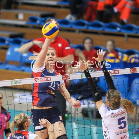  09.11.2015 RZESZOW<br />SIATKOWKA ORLEN LIGA 2015/2016 WOMEN VOLLEYBALL POLAND POLISH ORLENLIGA LEAGUE SEASON 2015/2016<br />MECZ DEVELOPRES SKYRES RZESZOW - BUDOWLANI LODZ<br />N/Z SYLWIA PYCIA <br /> 