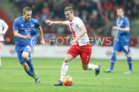  13.11.2015 WARSZAWA PILKA NOZNA <br />FRIENDLY FOOTBALL MATCH<br />POLISH NATIONAL TEAM<br />MECZ TOWARZYSKI<br />MECZ POLSKA - ISLANDIA<br />N/Z GYLFI THOR SIGURDSSON ARKADIUSZ MILIK<br /> 