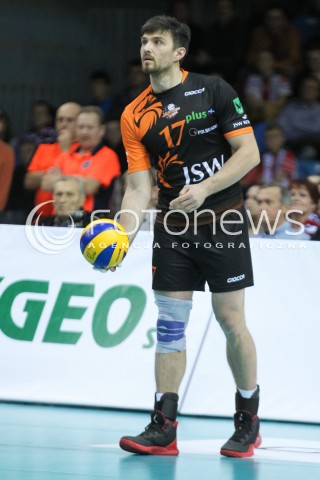  14.11.2015 RZESZOW<br />SIATKOWKA PLUSLIGA 2015/2016 MEN VOLLEYBALL POLAND POLISH PLUS LIGA LEAGUE SEASON 2015/2016<br />MECZ ASSECO RESOVIA RZESZOW - JASTRZEBSKI WEGIEL<br />N/Z ALEKSANDER SZAFRANOWICZ SYLWETKA <br /> 
