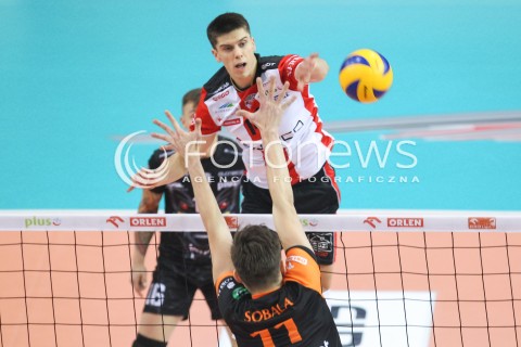  14.11.2015 RZESZOW<br />SIATKOWKA PLUSLIGA 2015/2016 MEN VOLLEYBALL POLAND POLISH PLUS LIGA LEAGUE SEASON 2015/2016<br />MECZ ASSECO RESOVIA RZESZOW - JASTRZEBSKI WEGIEL<br />N/Z ALEKSANDER SLIWKA <br /> 