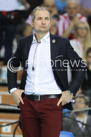  14.11.2015 RZESZOW<br />SIATKOWKA PLUSLIGA 2015/2016 MEN VOLLEYBALL POLAND POLISH PLUS LIGA LEAGUE SEASON 2015/2016<br />MECZ ASSECO RESOVIA RZESZOW - JASTRZEBSKI WEGIEL<br />N/Z ANDRZEJ KOWAL - I TRENER ( HEAD COACH ) SYLWETKA <br /> 
