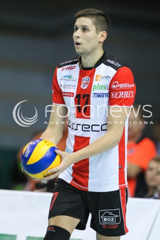  14.11.2015 RZESZOW<br />SIATKOWKA PLUSLIGA 2015/2016 MEN VOLLEYBALL POLAND POLISH PLUS LIGA LEAGUE SEASON 2015/2016<br />MECZ ASSECO RESOVIA RZESZOW - JASTRZEBSKI WEGIEL<br />N/Z NIKOLAY PENCHEV ( NIKOLAJ PENCZEW ) SYLWETKA <br /> 