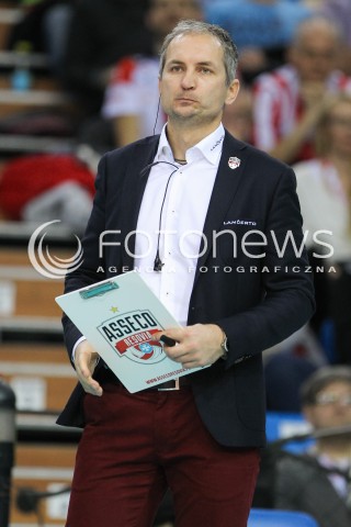  14.11.2015 RZESZOW<br />SIATKOWKA PLUSLIGA 2015/2016 MEN VOLLEYBALL POLAND POLISH PLUS LIGA LEAGUE SEASON 2015/2016<br />MECZ ASSECO RESOVIA RZESZOW - JASTRZEBSKI WEGIEL<br />N/Z ANDRZEJ KOWAL - I TRENER ( HEAD COACH ) SYLWETKA <br /> 