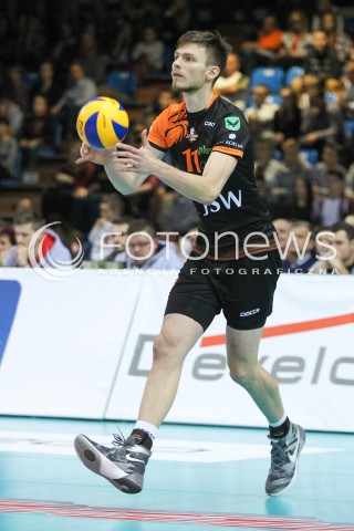  14.11.2015 RZESZOW<br />SIATKOWKA PLUSLIGA 2015/2016 MEN VOLLEYBALL POLAND POLISH PLUS LIGA LEAGUE SEASON 2015/2016<br />MECZ ASSECO RESOVIA RZESZOW - JASTRZEBSKI WEGIEL<br />N/Z WOJCIECH SOBALA SYLWETKA <br /> 
