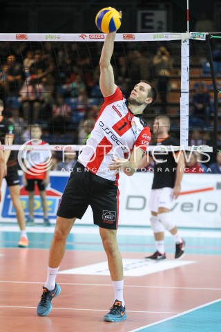  14.11.2015 RZESZOW<br />SIATKOWKA PLUSLIGA 2015/2016 MEN VOLLEYBALL POLAND POLISH PLUS LIGA LEAGUE SEASON 2015/2016<br />MECZ ASSECO RESOVIA RZESZOW - JASTRZEBSKI WEGIEL<br />N/Z BARTOSZ KUREK SYLWETKA <br /> 