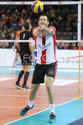  14.11.2015 RZESZOW<br />SIATKOWKA PLUSLIGA 2015/2016 MEN VOLLEYBALL POLAND POLISH PLUS LIGA LEAGUE SEASON 2015/2016<br />MECZ ASSECO RESOVIA RZESZOW - JASTRZEBSKI WEGIEL<br />N/Z BARTOSZ KUREK SYLWETKA <br /> 