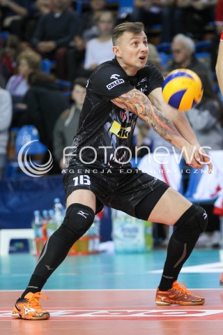  14.11.2015 RZESZOW<br />SIATKOWKA PLUSLIGA 2015/2016 MEN VOLLEYBALL POLAND POLISH PLUS LIGA LEAGUE SEASON 2015/2016<br />MECZ ASSECO RESOVIA RZESZOW - JASTRZEBSKI WEGIEL<br />N/Z KRZYSZTOF IGNACZAK SYLWETKA <br /> 