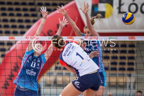  16.11.2015 LODZ SIATKOWKA ORLEN LIGA SEZON 2015/2016 VOLLEYBALL POLISH SEASON <br />
BEEF MASTER BUDOWLANI LODZ - KPS CHEMIK POLICE N/Z KATARZYNA MROZ HELENA HAVELKOVA<br />
 