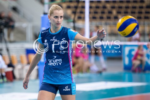  16.11.2015 LODZ SIATKOWKA ORLEN LIGA SEZON 2015/2016 VOLLEYBALL POLISH SEASON <br />
BEEF MASTER BUDOWLANI LODZ - KPS CHEMIK POLICE N/Z ANNA WERBLINSKA SYLWETKA<br />
 