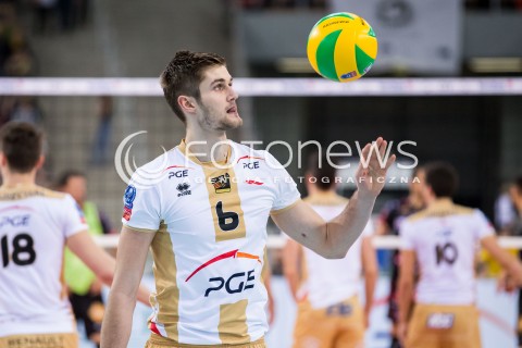  18.11.2015 LODZ POLAND<br />
SIATKOWKA LIGA MISTRZOW MEN CEV VOLLEYBALL CHAMPIONS LEAGUE 2015/2016<br />
MATCH PGE SKRA BELCHATOW - CUCINE LUBE CIVITANOVA<br />
N/Z KAROL KLOS SYLWETKA<br />
 