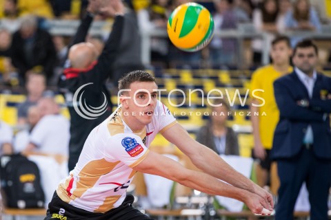  18.11.2015 LODZ POLAND<br />
SIATKOWKA LIGA MISTRZOW MEN CEV VOLLEYBALL CHAMPIONS LEAGUE 2015/2016<br />
MATCH PGE SKRA BELCHATOW - CUCINE LUBE CIVITANOVA<br />
N/Z MARIUSZ WLAZLY SYLWETKA<br />
 