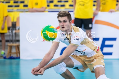  18.11.2015 LODZ POLAND<br />
SIATKOWKA LIGA MISTRZOW MEN CEV VOLLEYBALL CHAMPIONS LEAGUE 2015/2016<br />
MATCH PGE SKRA BELCHATOW - CUCINE LUBE CIVITANOVA<br />
N/Z KAROL KLOS SYLWETKA<br />
 