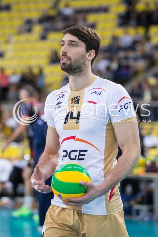  18.11.2015 LODZ POLAND<br />
SIATKOWKA LIGA MISTRZOW MEN CEV VOLLEYBALL CHAMPIONS LEAGUE 2015/2016<br />
MATCH PGE SKRA BELCHATOW - CUCINE LUBE CIVITANOVA<br />
N/Z MARCEL GROMADOWSKI SYLWETKA<br />
 