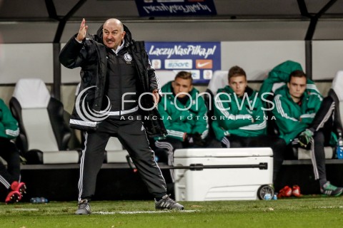  18.11.2015 WARSZAWA PILKA NOZNA <br />FOOTBALL POLISH 1/4 PUCHAR POLSKI STADION LEGII<br />MECZ LEGIA WARSZAWA - CHOJNICZANKA CHOJNICE<br />N/Z TRENER LEGII STANISLAW CZERCZESOW<br /> 