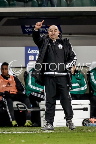  18.11.2015 WARSZAWA PILKA NOZNA <br />FOOTBALL POLISH 1/4 PUCHAR POLSKI STADION LEGII<br />MECZ LEGIA WARSZAWA - CHOJNICZANKA CHOJNICE<br />N/Z TRENER LEGII STANISLAW CZERCZESOW<br /> 