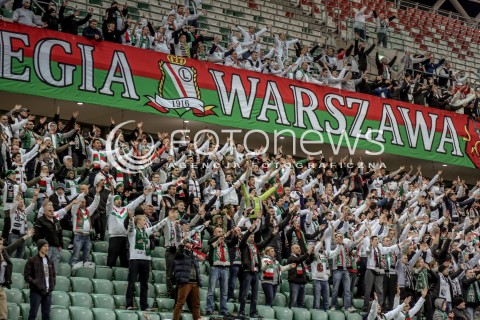  18.11.2015 WARSZAWA PILKA NOZNA <br />FOOTBALL POLISH 1/4 PUCHAR POLSKI STADION LEGII<br />MECZ LEGIA WARSZAWA - CHOJNICZANKA CHOJNICE<br />N/Z KIBICE LEGII ZYLETA OPRAWA<br /> 