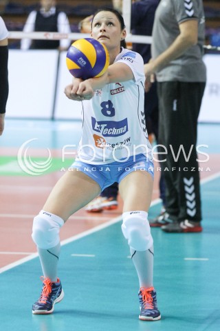  21.11.2015 RZESZOW <br />SIATKOWKA ORLEN LIGA 2015/2016 <br />WOMEN VOLLEYBALL POLAND POLISH ORLENLIGA LEAGUE SEASON 2015/2016 <br />MECZ DEVELOPRES SKYRES RZESZOW - KSZO OSTROWIEC SWIETOKRZYSKI<br />N/Z JUSTYNA RACZYNSKA SYLWETKA <br /> 