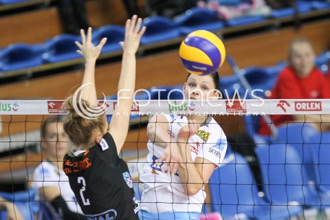  21.11.2015 RZESZOW <br />SIATKOWKA ORLEN LIGA 2015/2016 <br />WOMEN VOLLEYBALL POLAND POLISH ORLENLIGA LEAGUE SEASON 2015/2016 <br />MECZ DEVELOPRES SKYRES RZESZOW - KSZO OSTROWIEC SWIETOKRZYSKI<br />N/Z JUSTYNA RACZYNSKA <br /> 