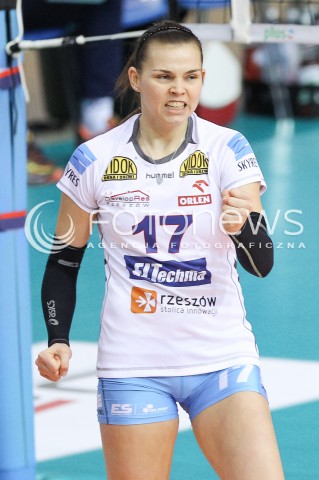  21.11.2015 RZESZOW <br />SIATKOWKA ORLEN LIGA 2015/2016 <br />WOMEN VOLLEYBALL POLAND POLISH ORLENLIGA LEAGUE SEASON 2015/2016 <br />MECZ DEVELOPRES SKYRES RZESZOW - KSZO OSTROWIEC SWIETOKRZYSKI<br />N/Z AGATA SKIBA RADOSC EMOCJE SYLWETKA <br /> 