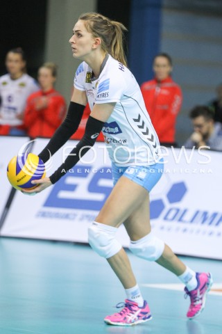  21.11.2015 RZESZOW <br />SIATKOWKA ORLEN LIGA 2015/2016 <br />WOMEN VOLLEYBALL POLAND POLISH ORLENLIGA LEAGUE SEASON 2015/2016 <br />MECZ DEVELOPRES SKYRES RZESZOW - KSZO OSTROWIEC SWIETOKRZYSKI<br />N/Z MAGDALENA HAWRYLA SYLWETKA <br /> 