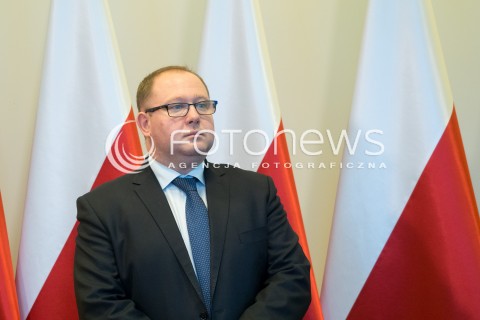  23.11.2015 WARSZAWA<br /> PREMIER BEATA SZYDLO SPOTKALA SIE Z SZEFAMI SLUZB W RZADOWYM CENTRUM BEZPIECZENSTWA<br /> N/Z KRZYSTOF MALESA<br /> 