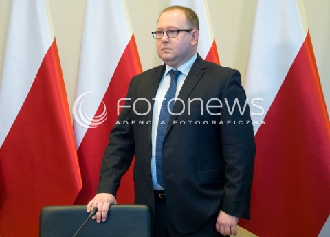  23.11.2015 WARSZAWA<br /> PREMIER BEATA SZYDLO SPOTKALA SIE Z SZEFAMI SLUZB W RZADOWYM CENTRUM BEZPIECZENSTWA<br /> N/Z KRZYSTOF MALESA<br /> 