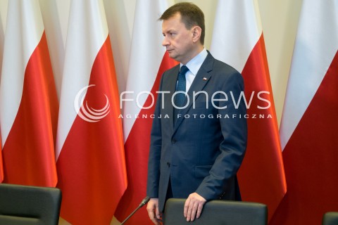  23.11.2015 WARSZAWA<br /> PREMIER BEATA SZYDLO SPOTKALA SIE Z SZEFAMI SLUZB W RZADOWYM CENTRUM BEZPIECZENSTWA<br /> N/Z MARIUSZ BLASZCZAK <br /> 