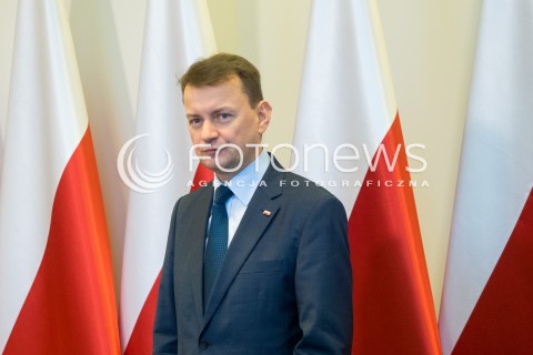  23.11.2015 WARSZAWA<br /> PREMIER BEATA SZYDLO SPOTKALA SIE Z SZEFAMI SLUZB W RZADOWYM CENTRUM BEZPIECZENSTWA<br /> N/Z MARIUSZ BLASZCZAK <br /> 