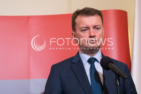  23.11.2015 WARSZAWA PREMIER BEATA SZYDLO SPOTKALA SIE Z SZEFAMI SLUZB W RZADOWYM CENTRUM BEZPIECZENSTWA<br />BRIEFING PRASOWY PO SPOTKANIU<br /> N/Z MARIUSZ BLASZCZAK<br /> 