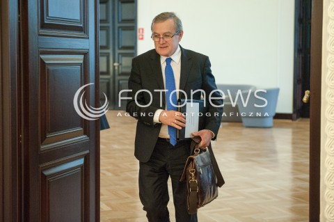  24.11.2014 WARSZAWA<br />POSIEDZENIE RADY MINISTROW<br />N/Z MINISTER KULTURY PIOTR GLINSKI<br /> 