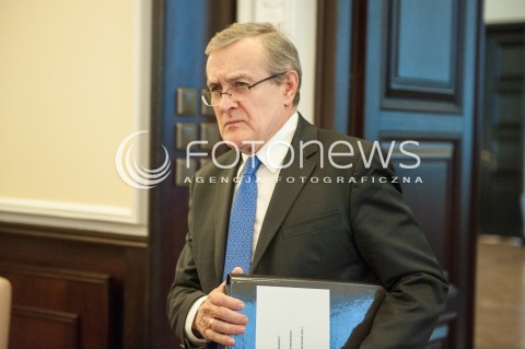  24.11.2014 WARSZAWA<br />POSIEDZENIE RADY MINISTROW<br />N/Z MINISTER KULTURY PIOTR GLINSKI<br /> 