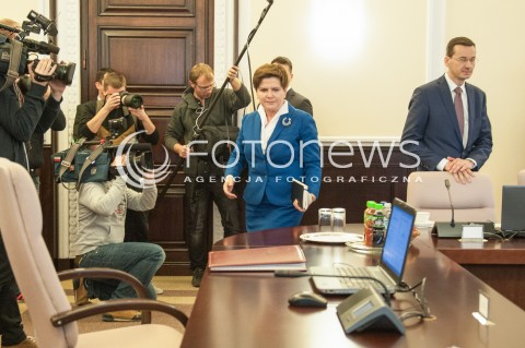  24.11.2014 WARSZAWA<br />POSIEDZENIE RADY MINISTROW<br />N/Z PREMIER BEATA SZYDLO DZIENNIKARZE<br /> 