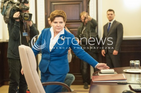  24.11.2014 WARSZAWA<br />POSIEDZENIE RADY MINISTROW<br />N/Z PREMIER BEATA SZYDLO DZIENNIKARZE<br /> 