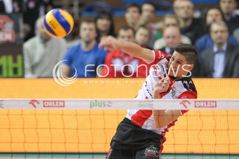 25.11.2015 RZESZOW<br />SIATKOWKA PLUSLIGA 2015/2016 MEN VOLLEYBALL POLAND POLISH PLUS LIGA LEAGUE SEASON 2015/2016<br />MECZ ASSECO RESOVIA RZESZOW - ZAKSA KEDZIERZYN KOZLE<br />N/Z NIKOLAY PENCHEV ( NIKOLAJ PENCZEW ) SYLWETKA ATAK<br /> 