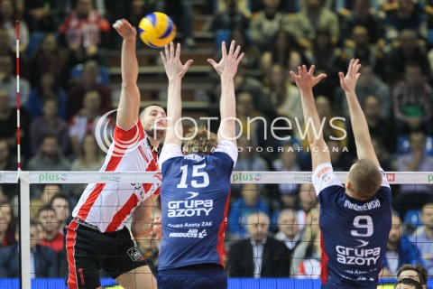  25.11.2015 RZESZOW<br />SIATKOWKA PLUSLIGA 2015/2016 MEN VOLLEYBALL POLAND POLISH PLUS LIGA LEAGUE SEASON 2015/2016<br />MECZ ASSECO RESOVIA RZESZOW - ZAKSA KEDZIERZYN KOZLE<br />N/Z BARTOSZ KUREK <br /> 