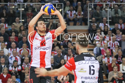  25.11.2015 RZESZOW<br />SIATKOWKA PLUSLIGA 2015/2016 MEN VOLLEYBALL POLAND POLISH PLUS LIGA LEAGUE SEASON 2015/2016<br />MECZ ASSECO RESOVIA RZESZOW - ZAKSA KEDZIERZYN KOZLE<br />N/Z FABIAN DRZYZGA <br /> 