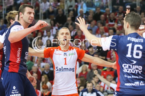  25.11.2015 RZESZOW<br />SIATKOWKA PLUSLIGA 2015/2016 MEN VOLLEYBALL POLAND POLISH PLUS LIGA LEAGUE SEASON 2015/2016<br />MECZ ASSECO RESOVIA RZESZOW - ZAKSA KEDZIERZYN KOZLE<br />N/Z PAWEL ZATORSKI GRZEGORZ BOCIEK RADOSC EMOCJE <br /> 
